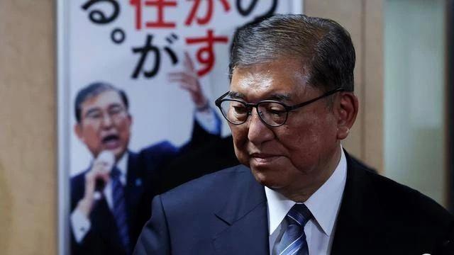 要被摆上餐桌了本子彻底傻眼了，石破茂想过无数种可能性，唯独没想到，特朗普会这么