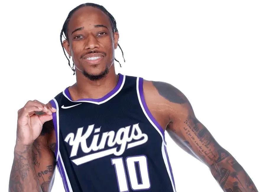 #NBA#7月8日NBA早报与热点新闻！36岁乐福预计与爵士完成买断，预计加入