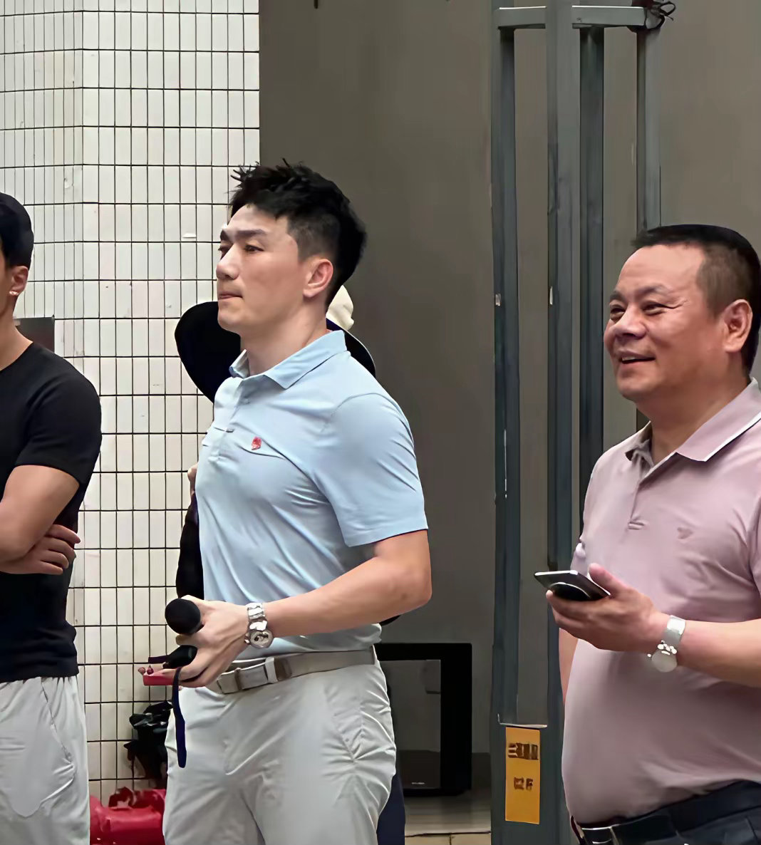 张馨予老公在广州大学被偶遇，原来本人这么帅！