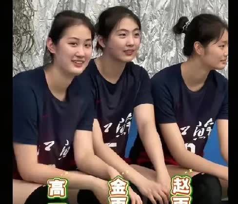 188cm起步，江苏女排09后女孩集体开挂她们才15岁，已经把成年队的网