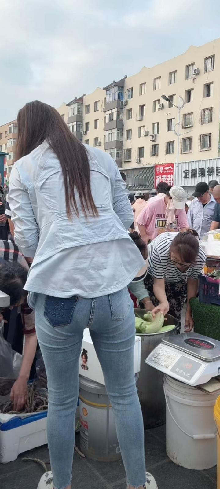 晒图笔记大赛清晨的早市很热闹