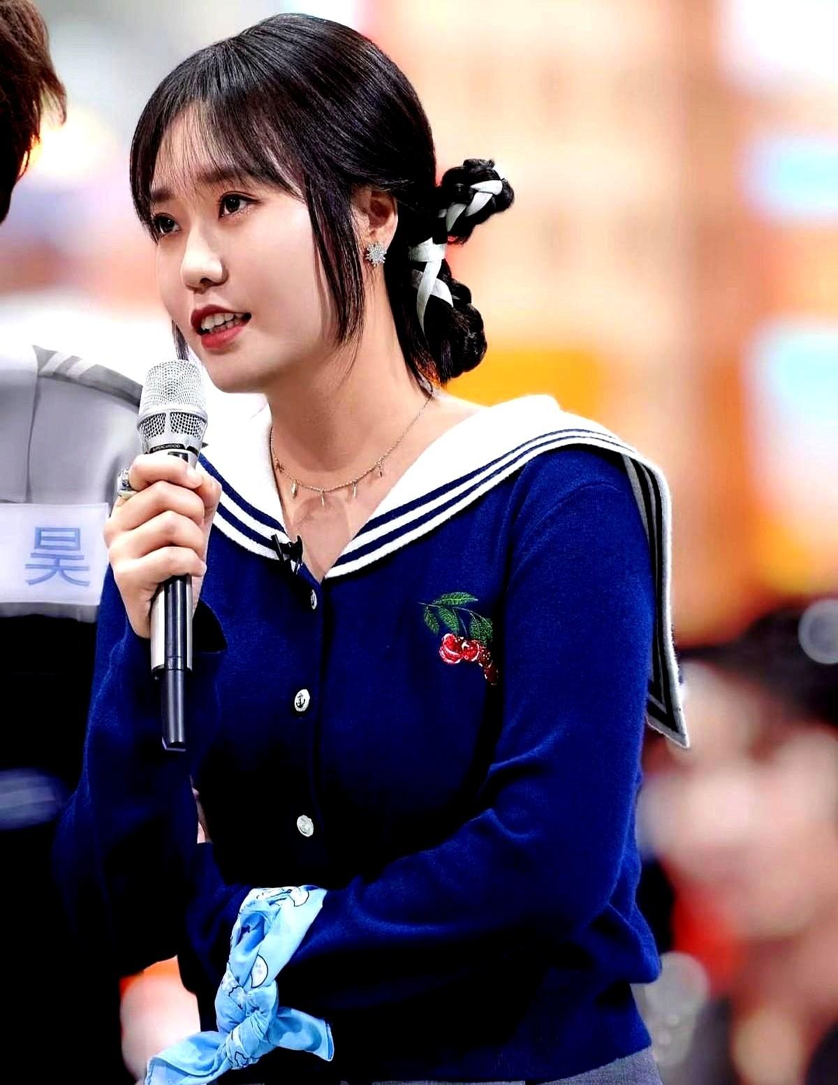 顶级眼光，就是看穿一个人的底牌。2020年脱口秀大会，李雪琴已经被淘汰，行李