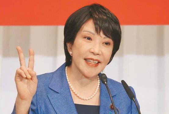 一直想不明白一个问题：为什么对中国不友好的日本首相，都能长久的占着位置，如：小泉