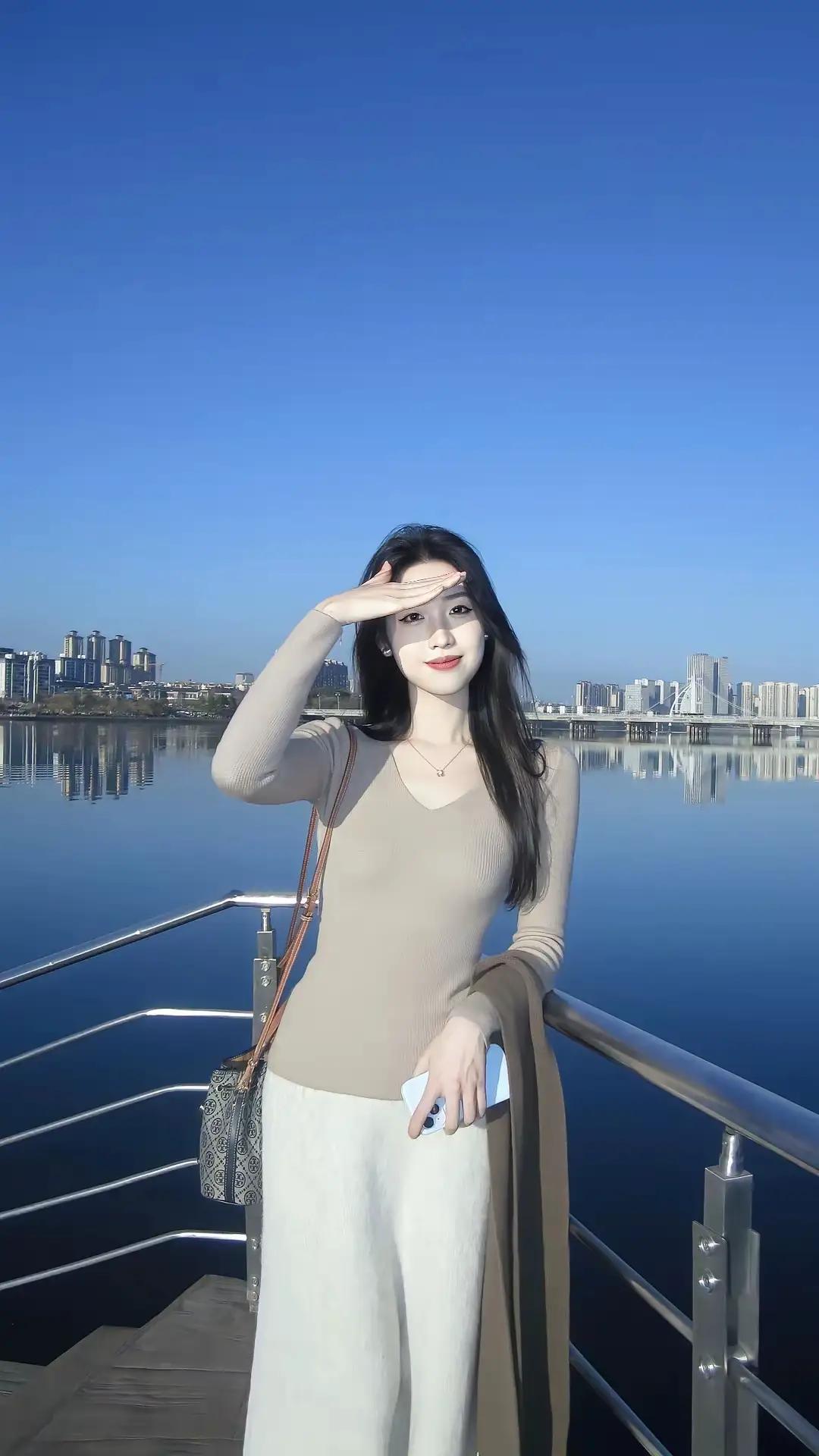 在女人眼里，男人的年龄根本不重要，男人的状态才是最重要，男人的心态才是最重要。所