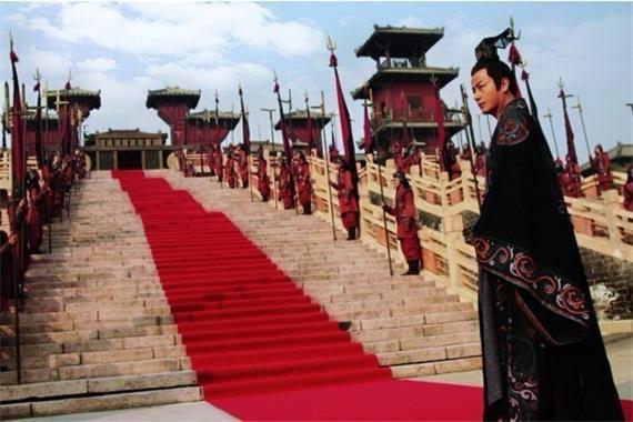 汉文帝被功臣集团拥立后，为什么没有被架空权力？公元前180年，“诸吕之乱”刚