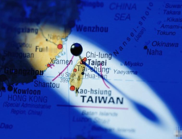 特朗普下令封锁霍尔木兹海峡，俄罗斯专家预测台湾命运！-特朗普一个命令就把