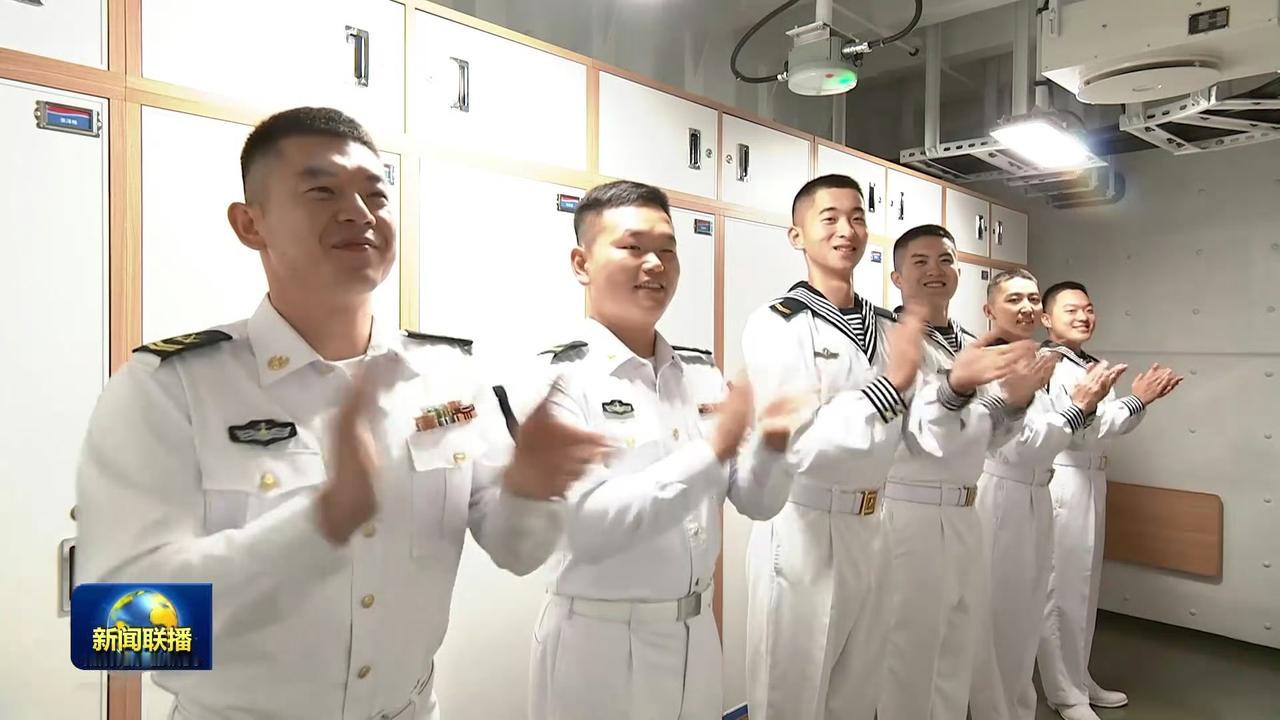 首次曝光福建舰的士兵住舱，舱内温度基本恒温，26度左右！从内部结构图来看，空