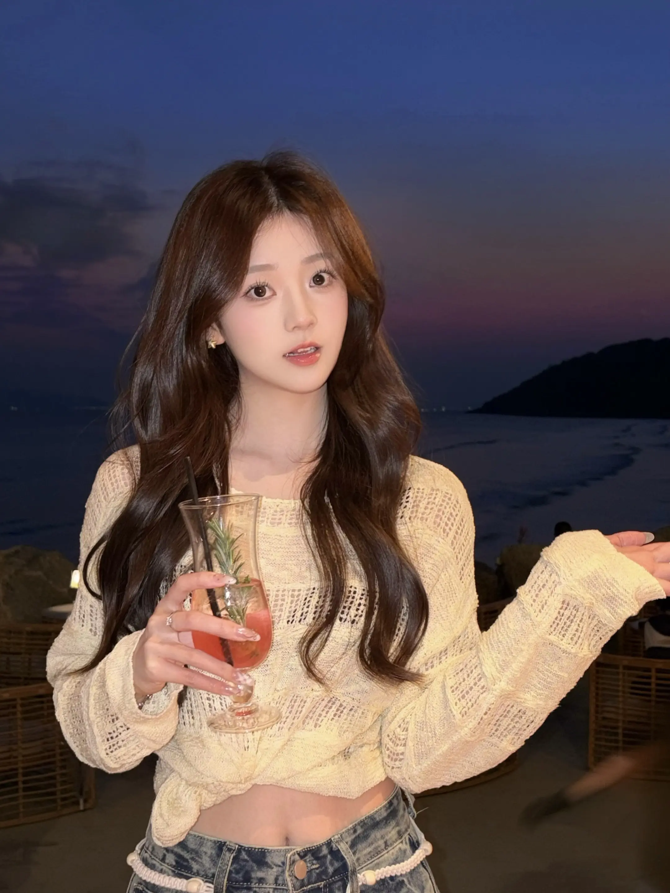 混乱的思绪都是因为太想靠近 你。