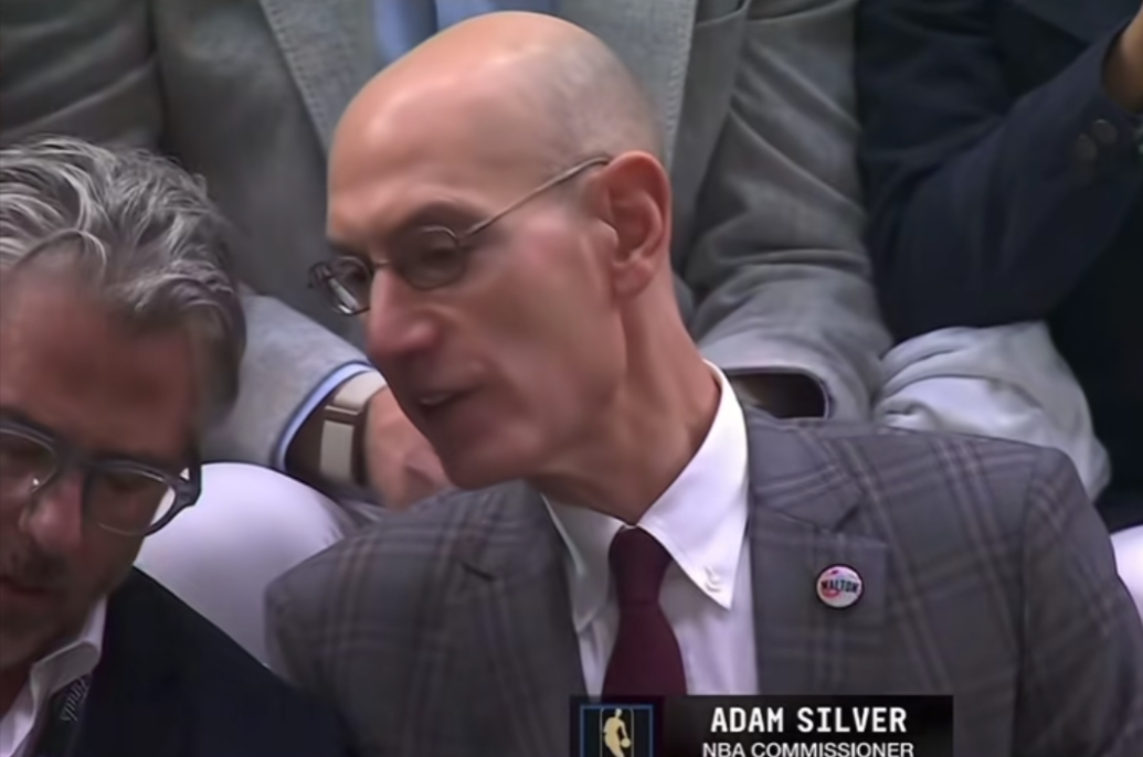 肖华亲自督战，猛龙把大比分扳成2-2平，猛龙VS骑士G4那就是季后赛至今最烂的一