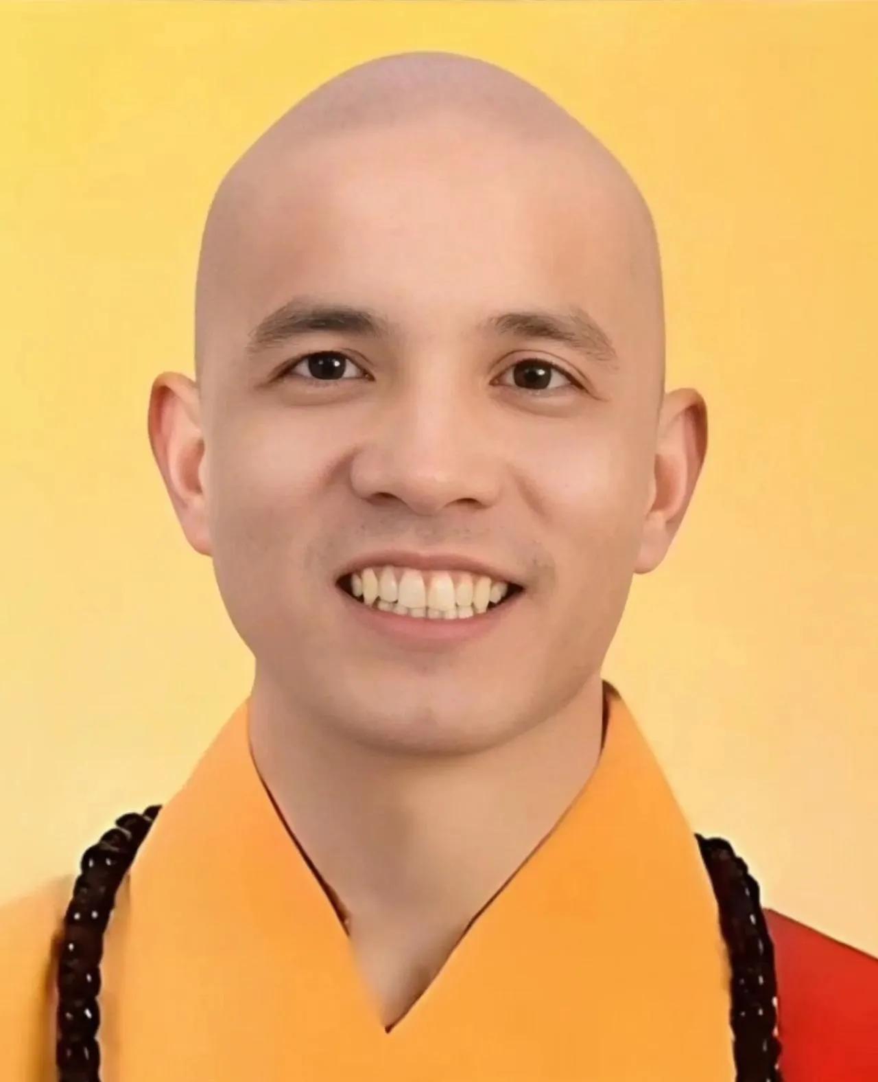少林新掌门上任第三天，新规立竿见影∶1.景区原本400元一炷的平安香没有了，游