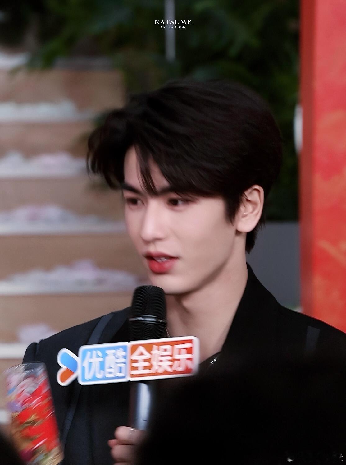 张凌赫长成这样才有资格说是脸蛋天才张凌赫｜​​​