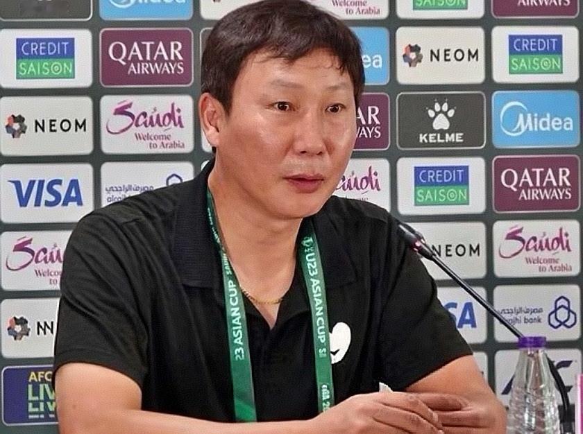 越南U23男足主帅金相植这话说得也太狂了！U23国足刚靠点球大战掀翻乌兹别克