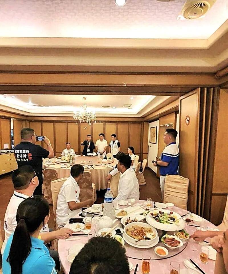 郝龙斌说去勘灾却现身宜兰餐会照片被外流掀风暴国民党主席候选人郝龙斌呼吁停止举