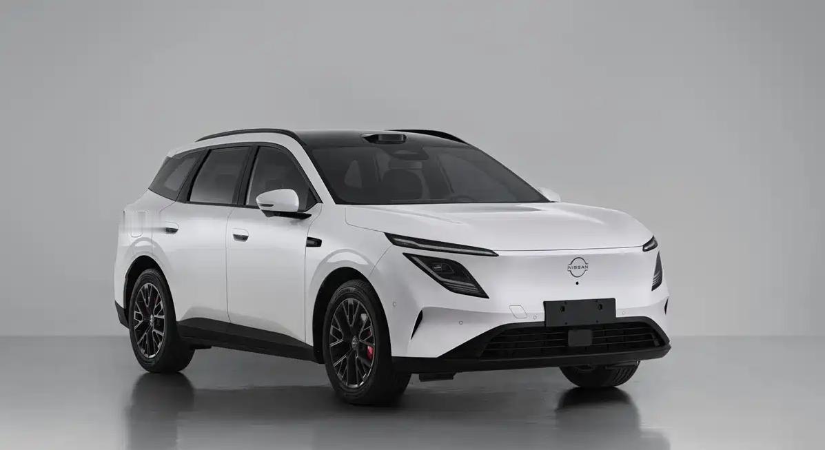 运动造型太对味东风日产NX7侧面线条质感拉满运动型SUV的精髓就在侧面线条，很