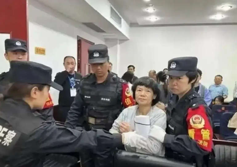 作为一名985毕业的知识分子，对高丙芳虚假诉讼案的这一点实在不理解：75名农民工