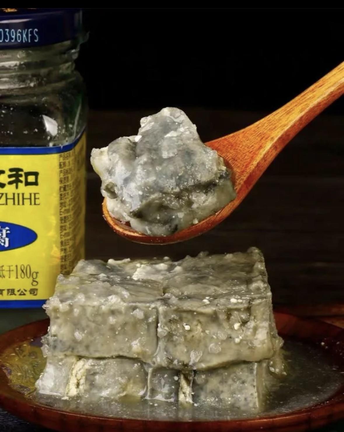 这些各省民间黑暗料理，你挑战过几个？能咽下去6种的人非常少！1、东北的蚕蛹和