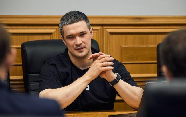 搞技术出身的乌克兰防长费多罗夫，就是不一样，有两把刷子。在他的主导之下，要求