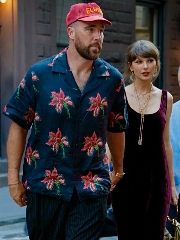 霉霉TaylorSwift和未婚夫TravisKelce周末在Ne