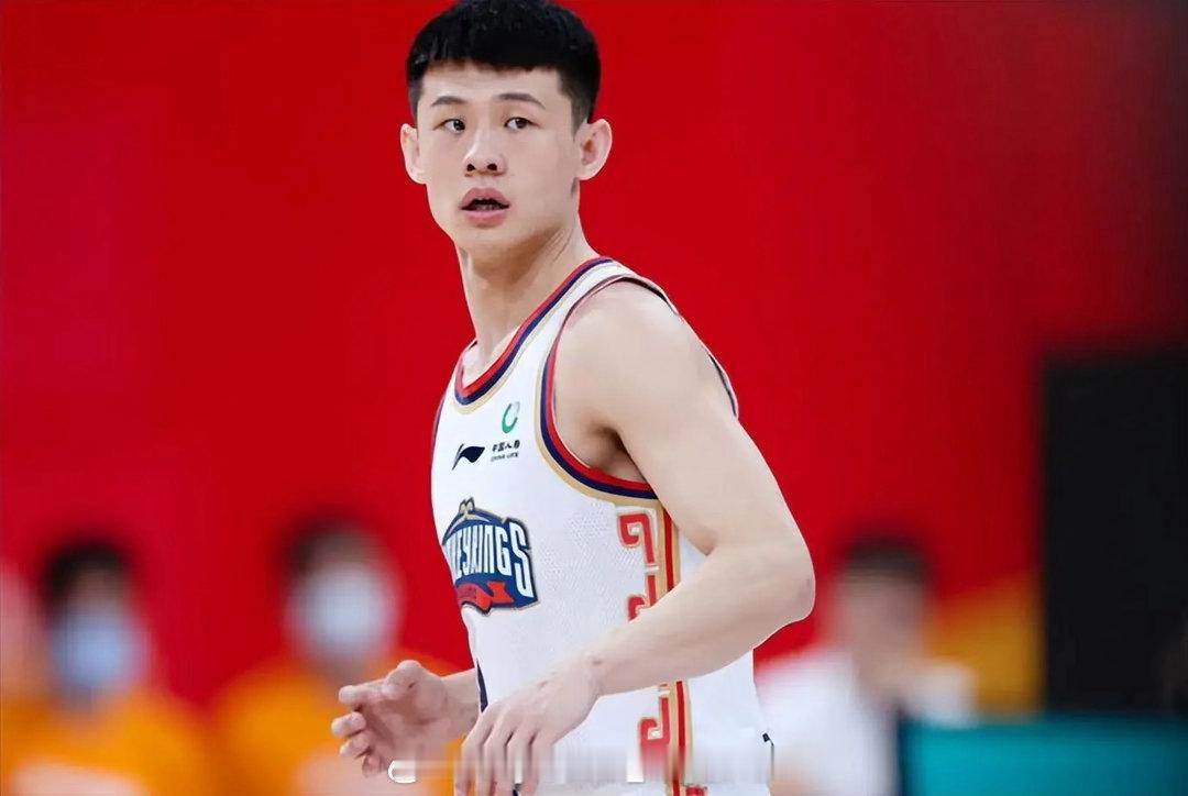 山东男篮仍然在休赛期寻求买入后卫王岚嵚，他们给南京同曦开出的报价来到3000万左