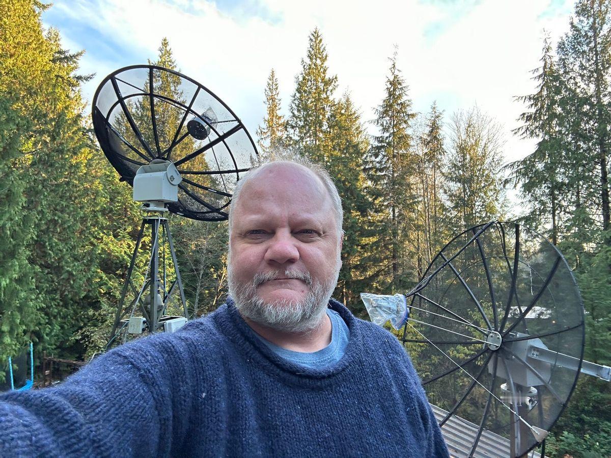 外媒：171颗美国军事卫星正对地球发射干扰信号，可能严重威胁其他航天器 发现