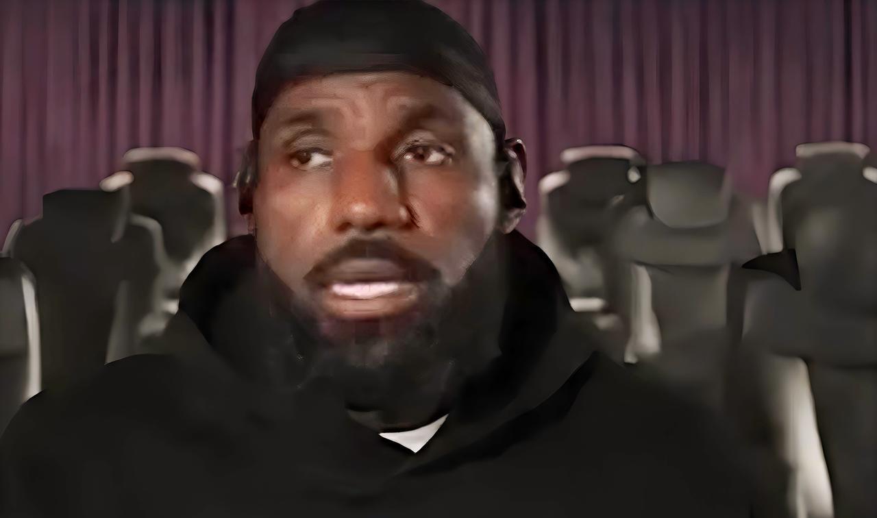 约老师终于得到了詹姆斯的认可！詹姆斯在今天的一档节目中谈到约老师时说道：“在我