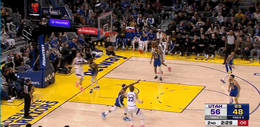 献祭流？追梦连吃两T直接被罚出场！在今天NBA常规赛勇士对阵爵士的第二节比赛中