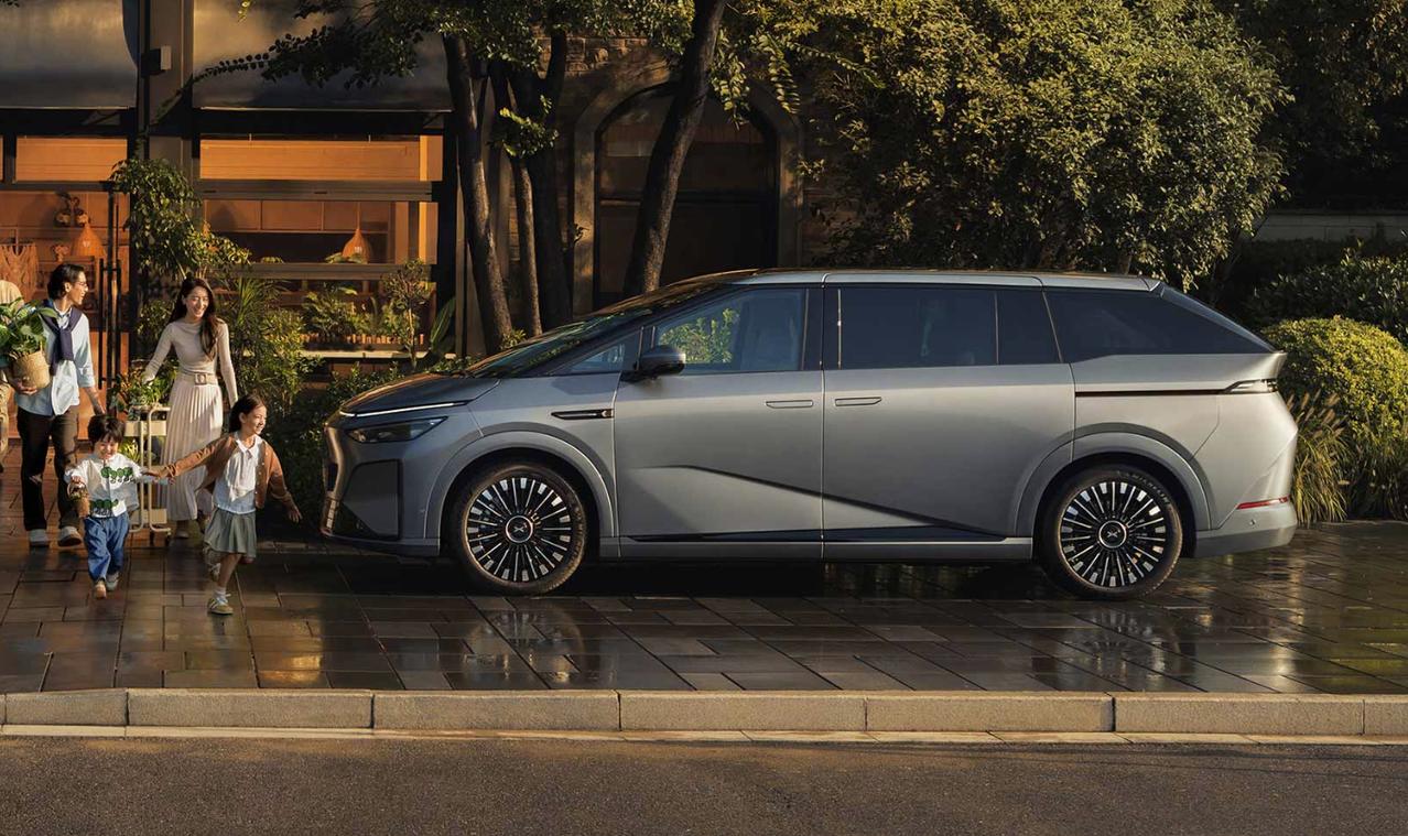 小鹏大动作！智驾+座舱合并，通用智能中心来了小鹏汽车最近做了一次比较重要的组