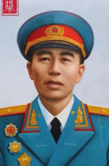 1970年，开国少将贺健来到部队探望儿子，因没有带证件，哨兵不允许进门，贺健没有