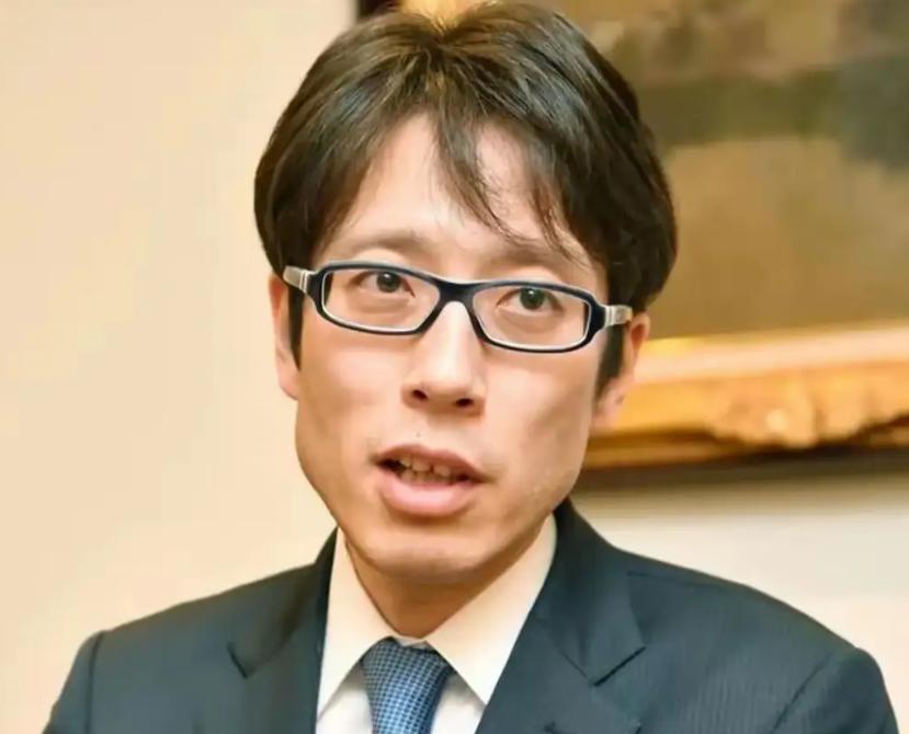 针对围台军演，12月29日，日本明治天皇的玄孙竹田恒泰发文：“这就是中华人民共和