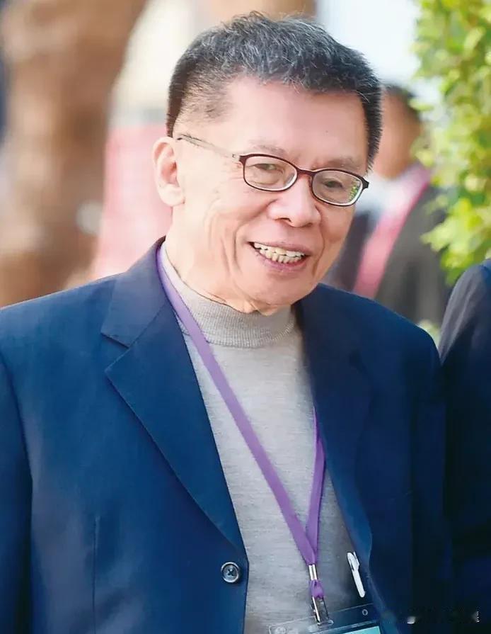 被誉为“民进党最聪明的人”前绿营大佬沈富雄今天表示，赖清德支持所谓“全台大罢免”