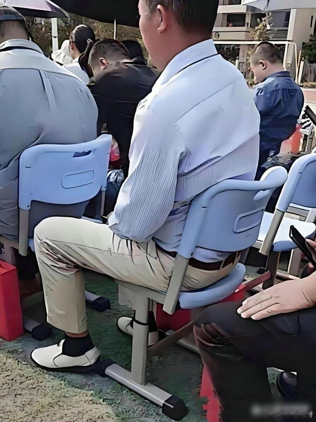 这学生真给家长长脸了