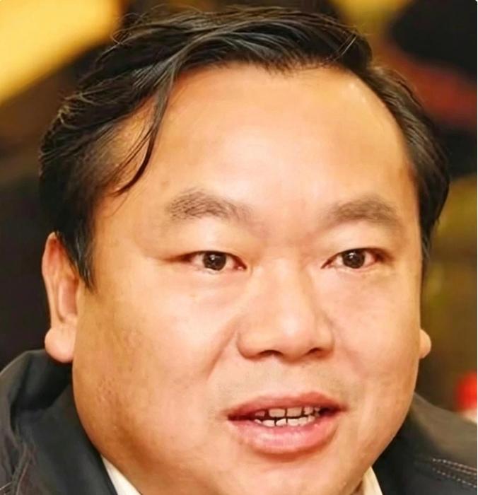 狂热，狂妄，狂欢，“三狂”州长杨红卫：我爱人也收了钱，抓我就行了，不要抓她。20
