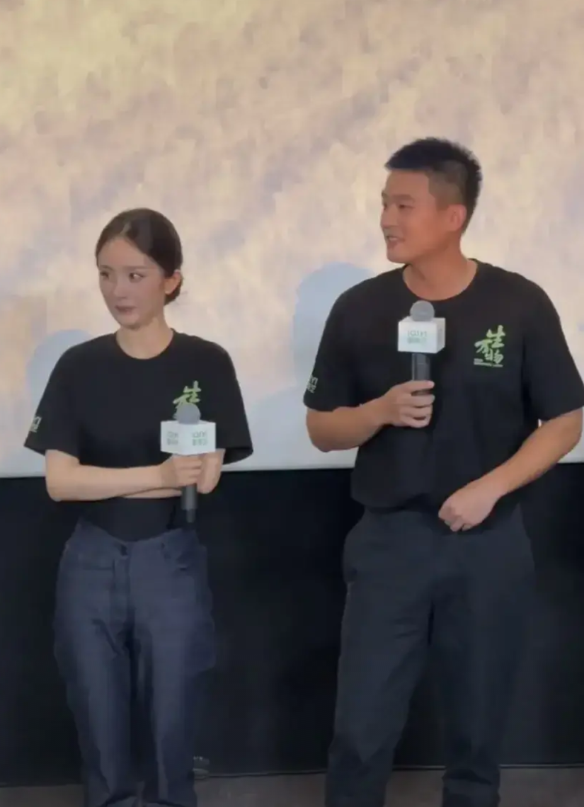 我发现，任何男人站到杨幂跟前都会害羞到语无伦次，上次是大鹏，这次是欧豪。杨幂