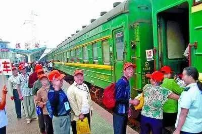 旅游路上，70多岁的老人为什么越来越少？也许是同龄，我从去年开始，就非常关注70