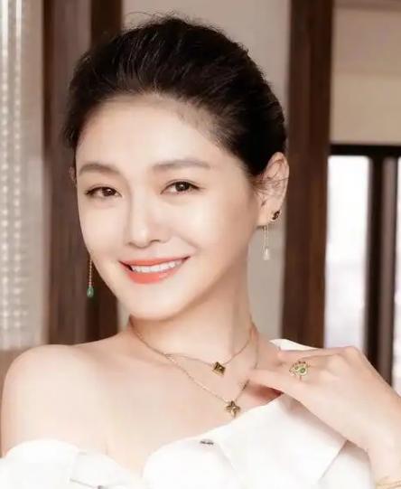 王柏杰如果早点放出这张聊天记录的话，那大S应该就不会被骂这么久了吧。在无人在意