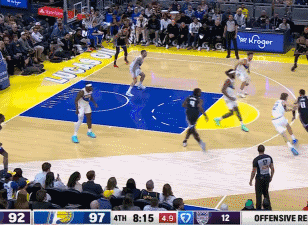 威少第2记三分帮助国王追至95-97一球之差北京时间12月9日，国王与步行者的