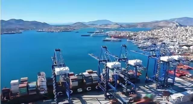 和记黄埔正式发布公告，确认旗下两座位于巴拿马运河的港口在2月23日被当地政府强行