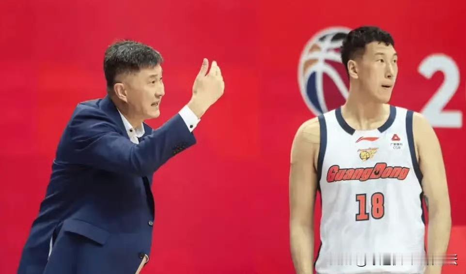 杜锋首谈杜润旺离队：有点遗憾，就像我跟杨鸣指导，感情太深了。CBA揭幕战解说