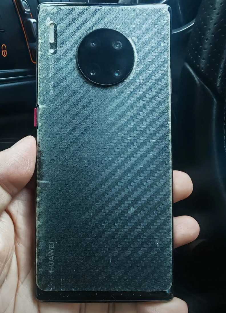 我用华为Mate30Pro已经5年了，打算换台新手机。最近发现Mate70和P