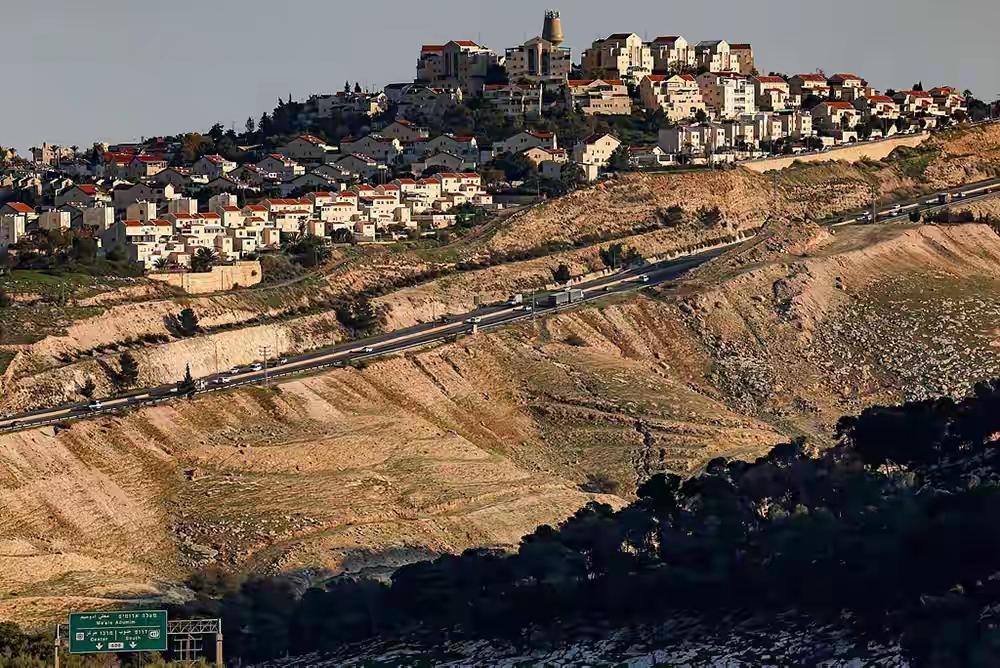 26波打击打懵美以！伊王牌导弹首秀，美军彻夜未眠，以总理或下台