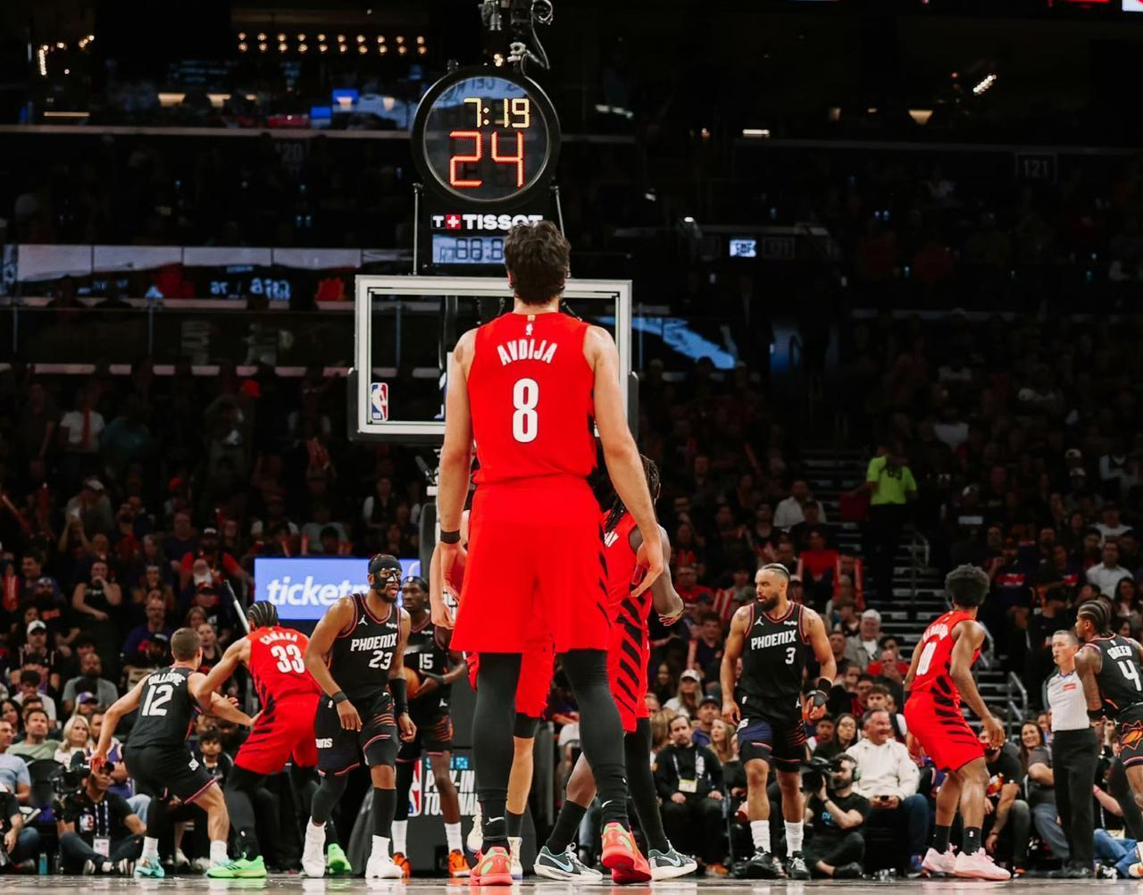 黑马杀出！今日最佳：阿夫迪亚NBA附加赛开打，今日弹幕刷屏的一句话：发明附加赛