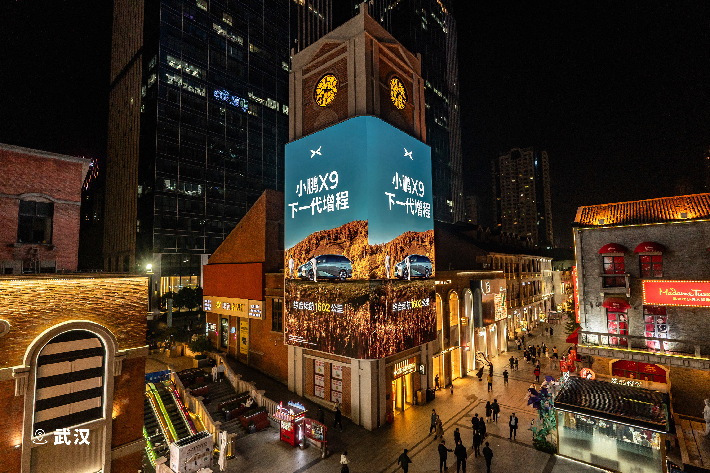 这X9排面挺猛啊，很多城市全都上了巨幅海报，这tmd太屌了吧？