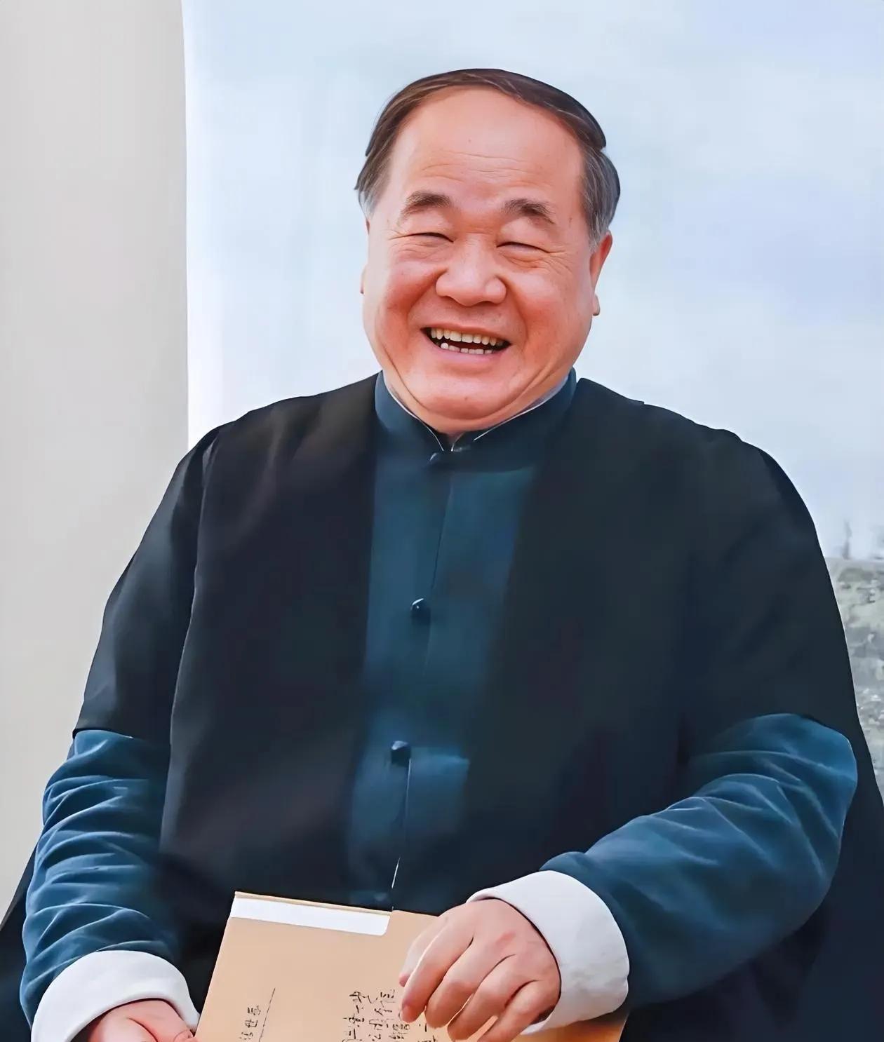 莫言说：“人，只有知道自己无知后，才能从骨子里谦和起来，不再恃才傲物，不再咄咄逼