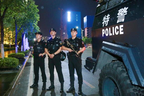 湖南怀化特警用上了葫芦孙的热融合红点