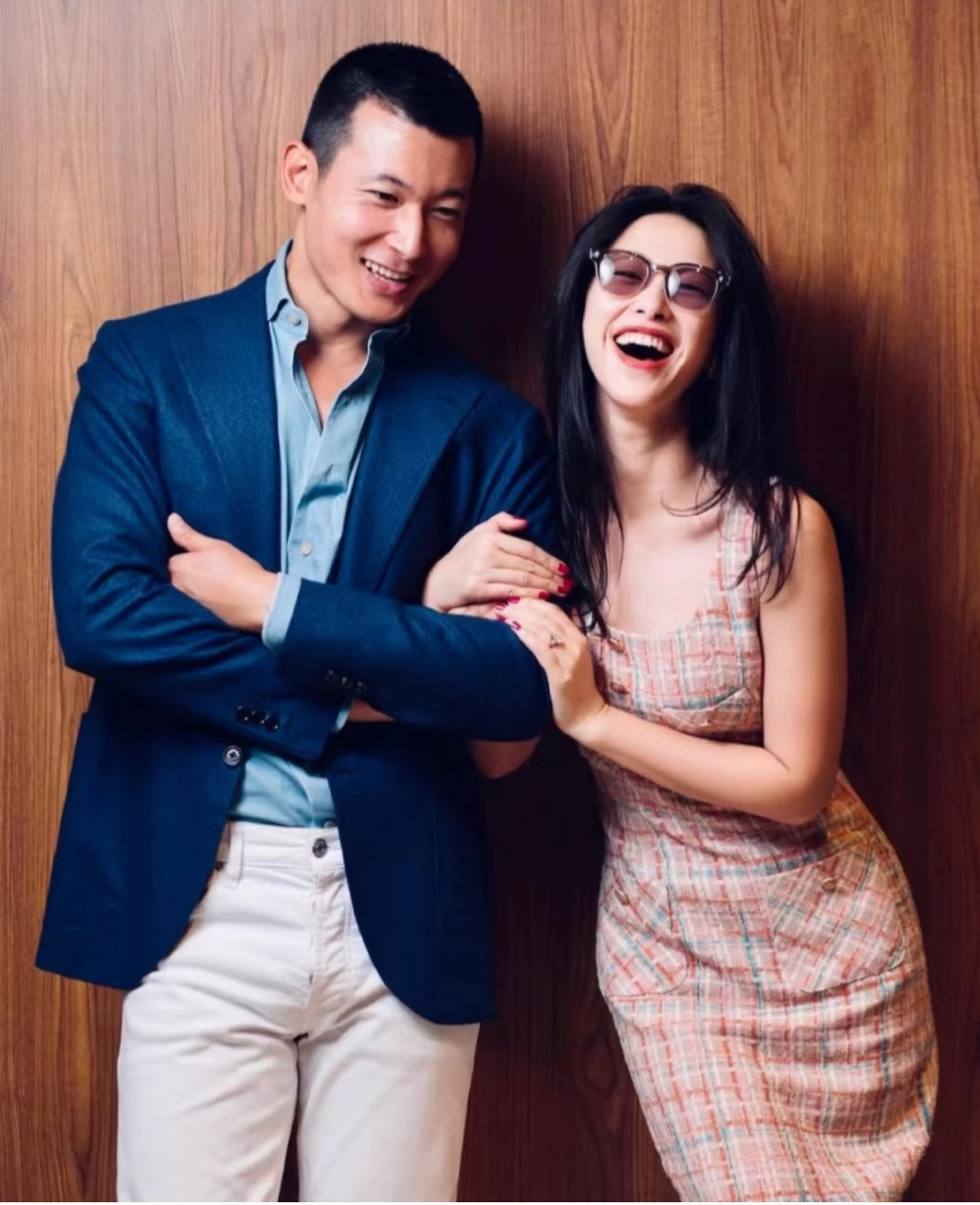 朱珠结婚5年从不秀恩爱，原以为下嫁，不想老公竟是他！41岁的朱珠，活成