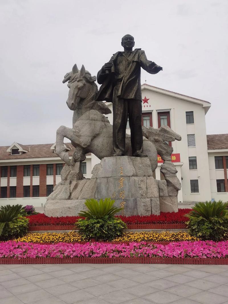 35岁以下年轻人看过来!新疆兵团这条出路,比挤大厂实在看到一个针对35岁以