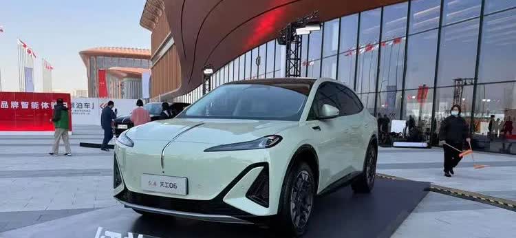 万万没想到！高合汽车：烧了100多亿，倒闭了。小米汽车：烧了100多亿，