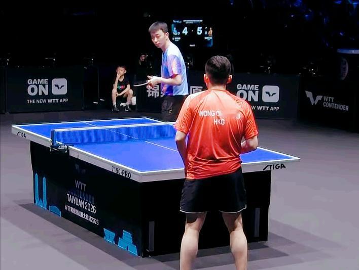 笑死我了！球迷分不清楚陈垣宇和温瑞博吗？我听到现场喊：温瑞博，加油！但是