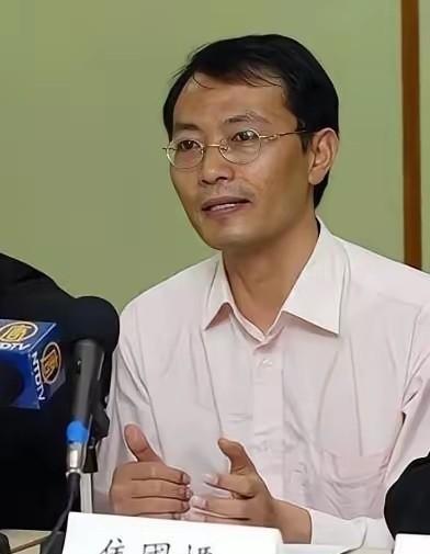 主张将中国分成7块，还愿替美国去死！谁能想到，这话竟出自北大教授焦国标，如今下场