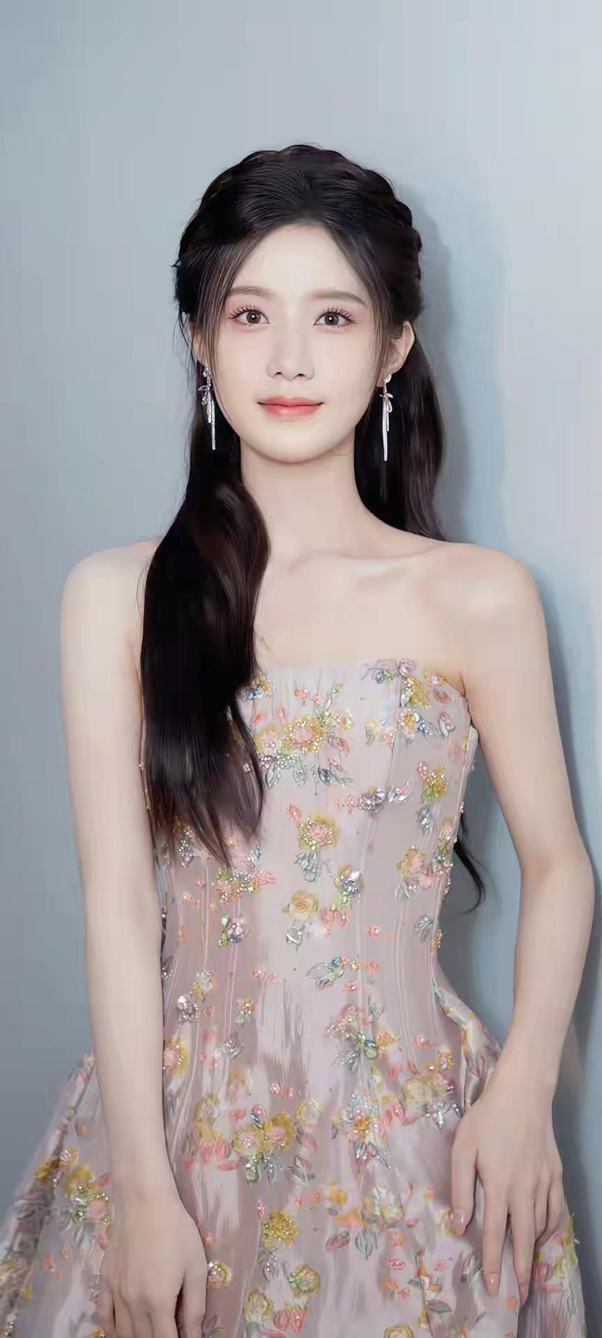 温柔甜美的少女风，花裙飘飘，梦回古代